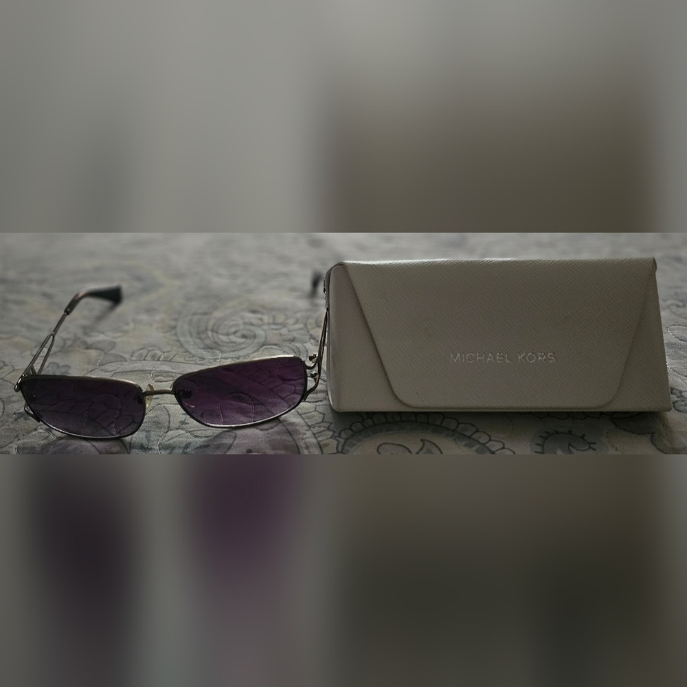 Michael Kors M2025S Purple Aviator Sunglasses - Picture 2 of 8